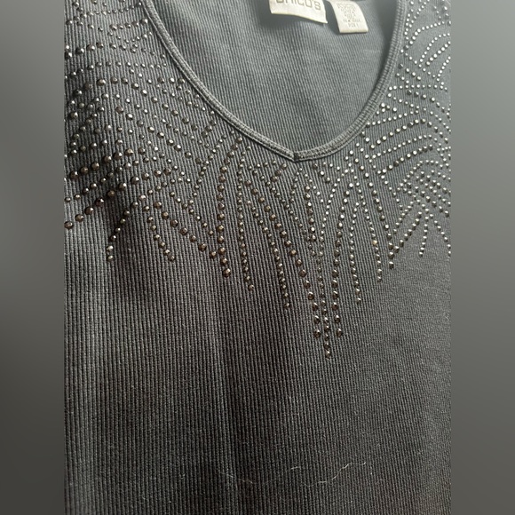 Black shirt with gemstones - Picture 2 of 4